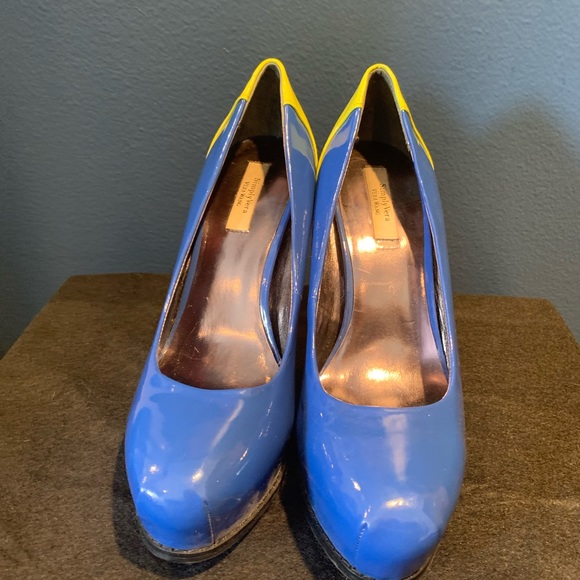 Vera Wang Colorblock Platform High Heels - Picture 2 of 8